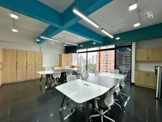 Oficina en renta – Edificio 01010 Z.10 — Oficina en Alquiler en Edificio 01010 (Cero Diez Diez), Zona 10, Guatemala, Ciudad — miniatura 9 de 9