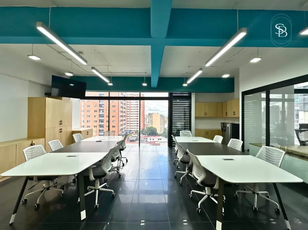 Oficina en renta – Edificio 01010 Z.10 — Oficina en Alquiler en Edificio 01010 (Cero Diez Diez), Zona 10, Guatemala, Ciudad — foto 7 de 9