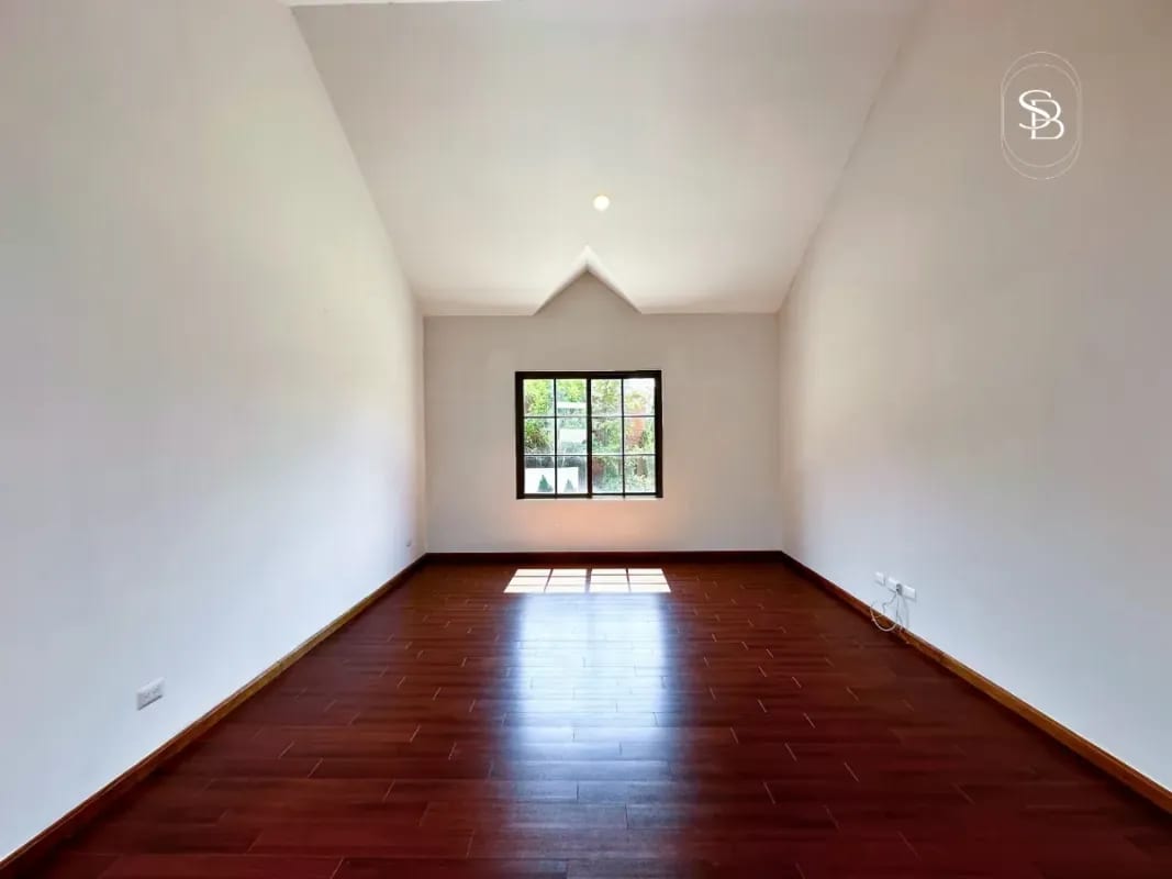 Casa en Venta - Puerta Grande, Km 14.5 CES — Casa en Venta en Puerta Grande, Carretera a El Salvador, Guatemala, Ciudad — foto 6 de 10