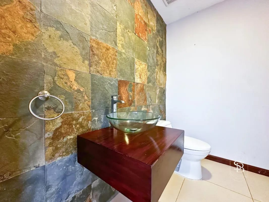 Casa en Venta - Puerta Grande, Km 14.5 CES — Casa en Venta en Puerta Grande, Carretera a El Salvador, Guatemala, Ciudad — foto 4 de 10