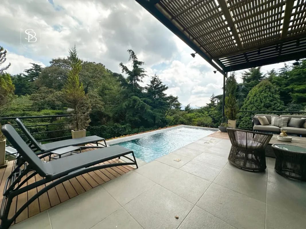 Casa en Venta - Las Tinajas, Santa Catarina Pinula. — Casa en Venta en Santa Catarina Pinula, Carretera a El Salvador, Guatemala, Ciudad — foto 2 de 10